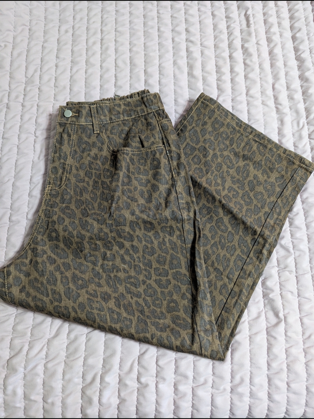 Dazy Plus - Leopard Print Jeans